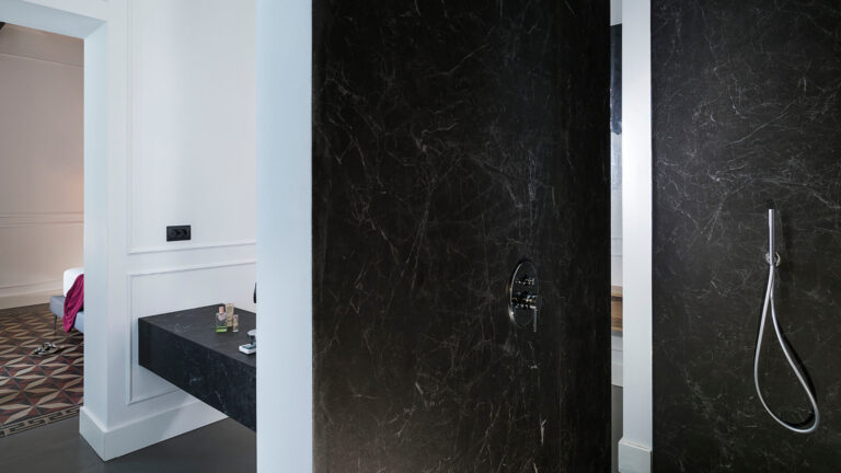 Многообразие оттенков черного и серого