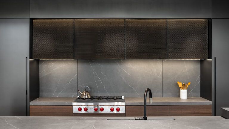 Все оттенки серого, бежевого и коричневого