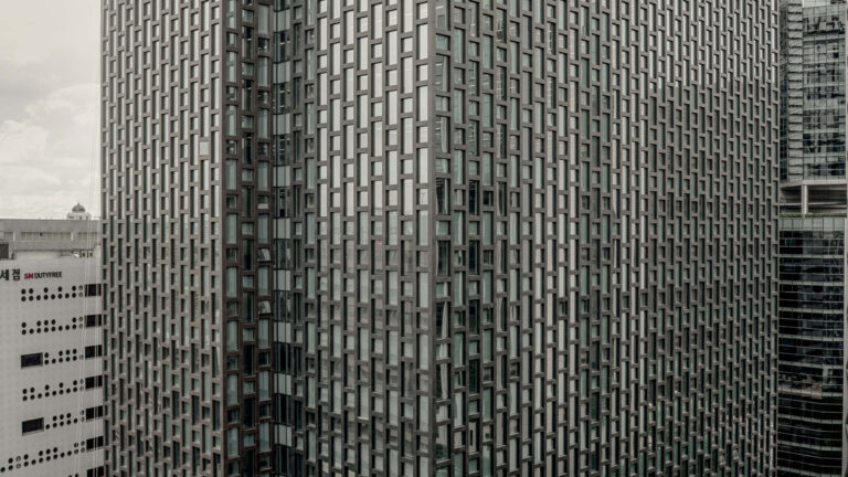 Прошлое и будущее сплетаются здесь воедино